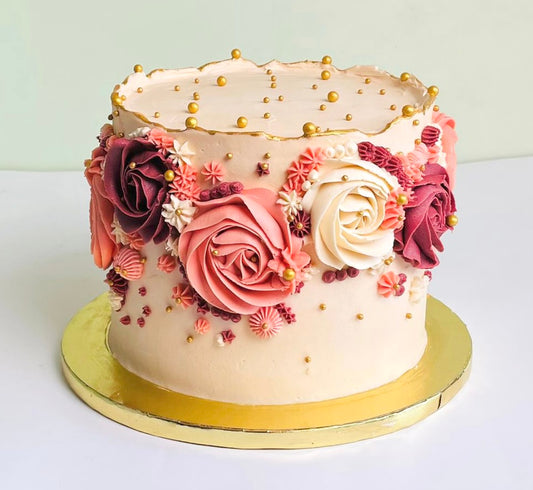 Big Rosette & Gold Pearls Cake