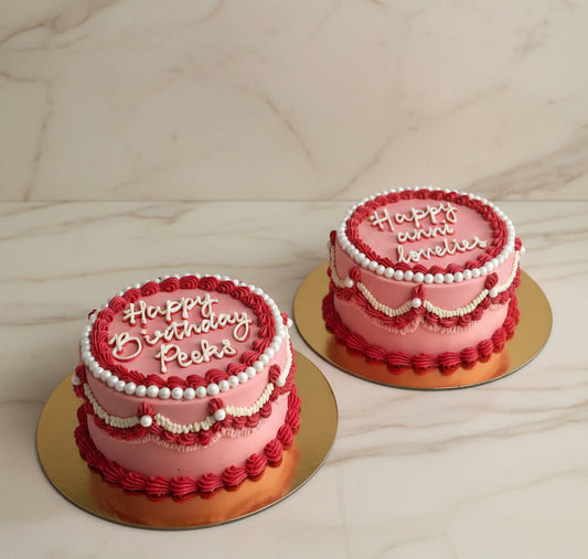 Round Vintage Cake